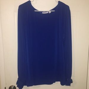 Long sleeve dress shirt